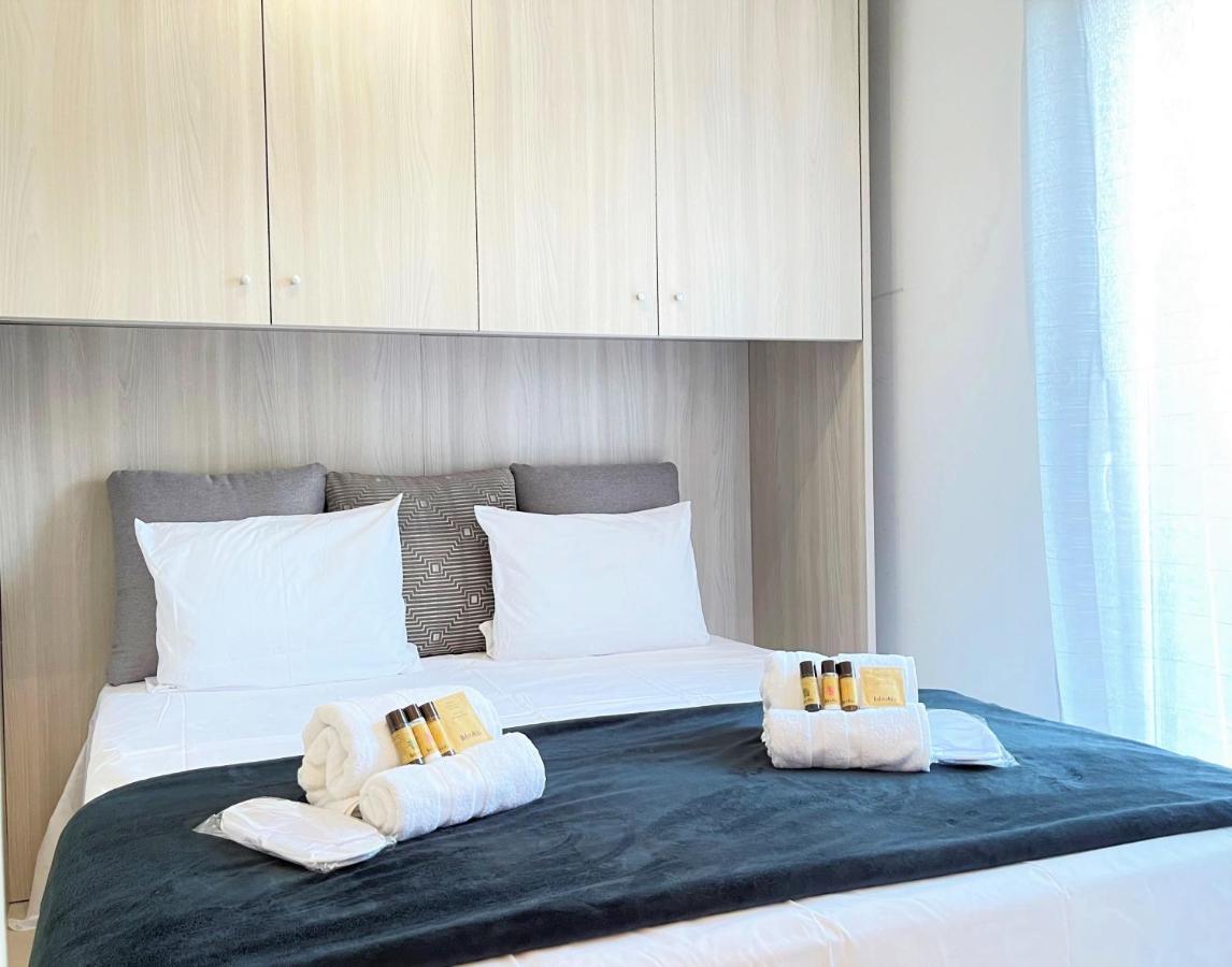 Tres Bel Appartement -Residence Avec Piscine Sur Le Toit Et Vue Panoramique Saint-Raphael  Ngoại thất bức ảnh