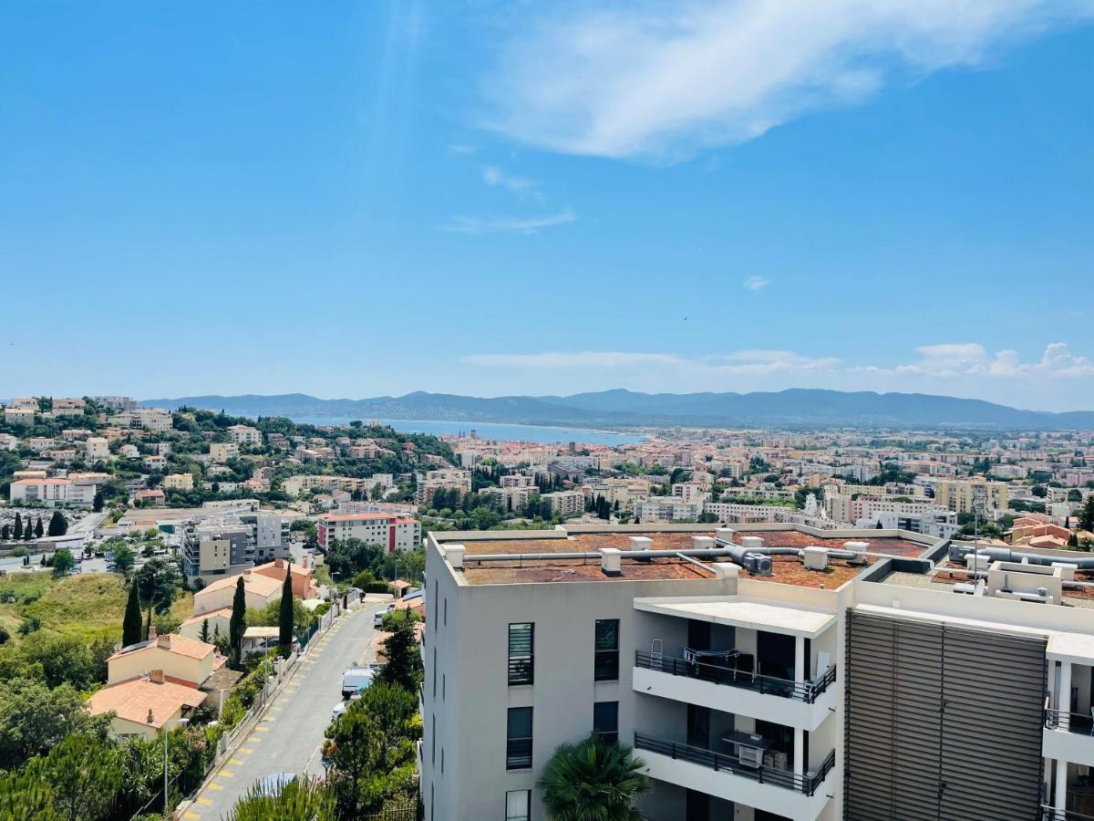 Tres Bel Appartement -Residence Avec Piscine Sur Le Toit Et Vue Panoramique Saint-Raphael  Ngoại thất bức ảnh