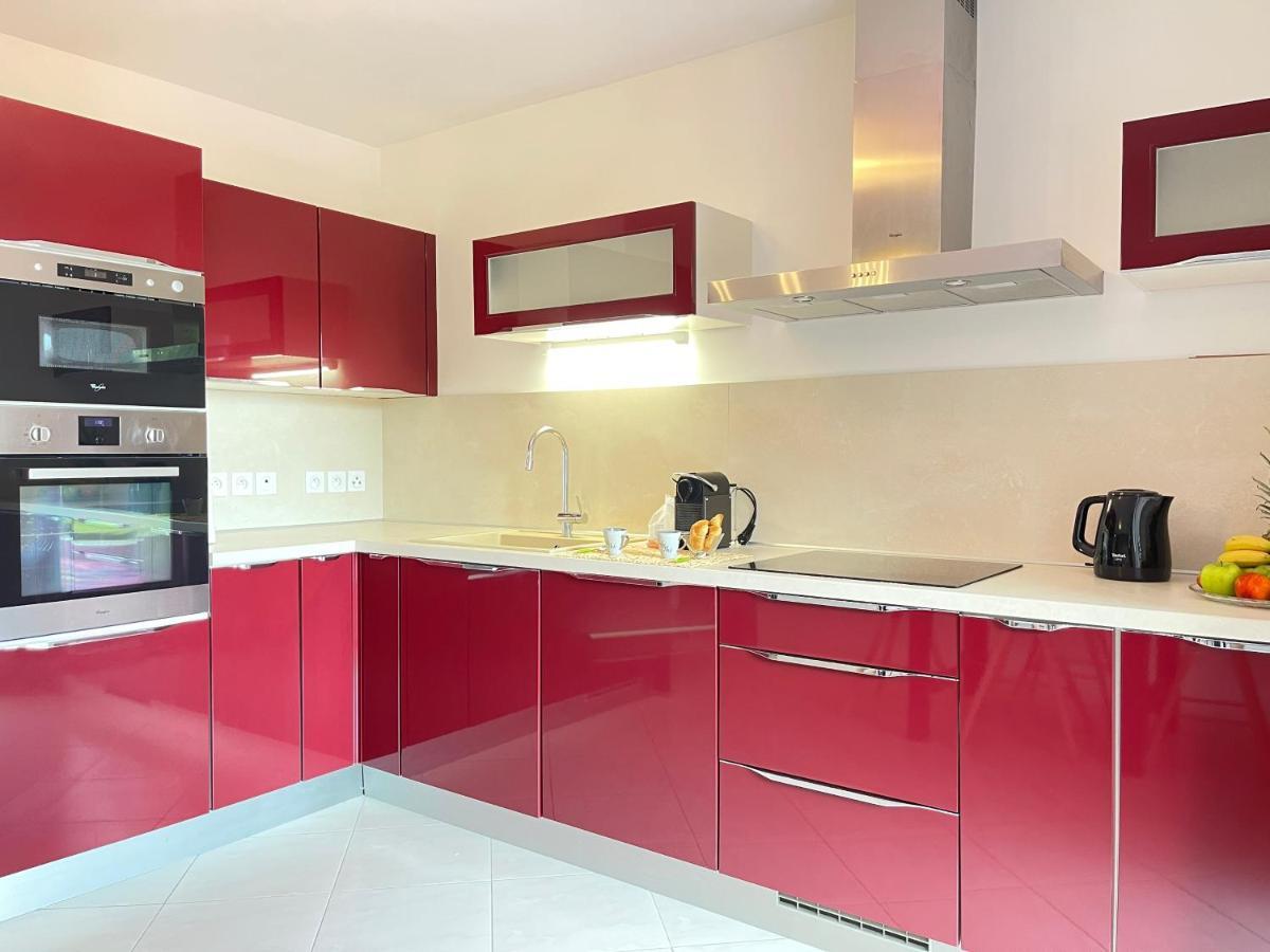 Tres Bel Appartement -Residence Avec Piscine Sur Le Toit Et Vue Panoramique Saint-Raphael  Ngoại thất bức ảnh